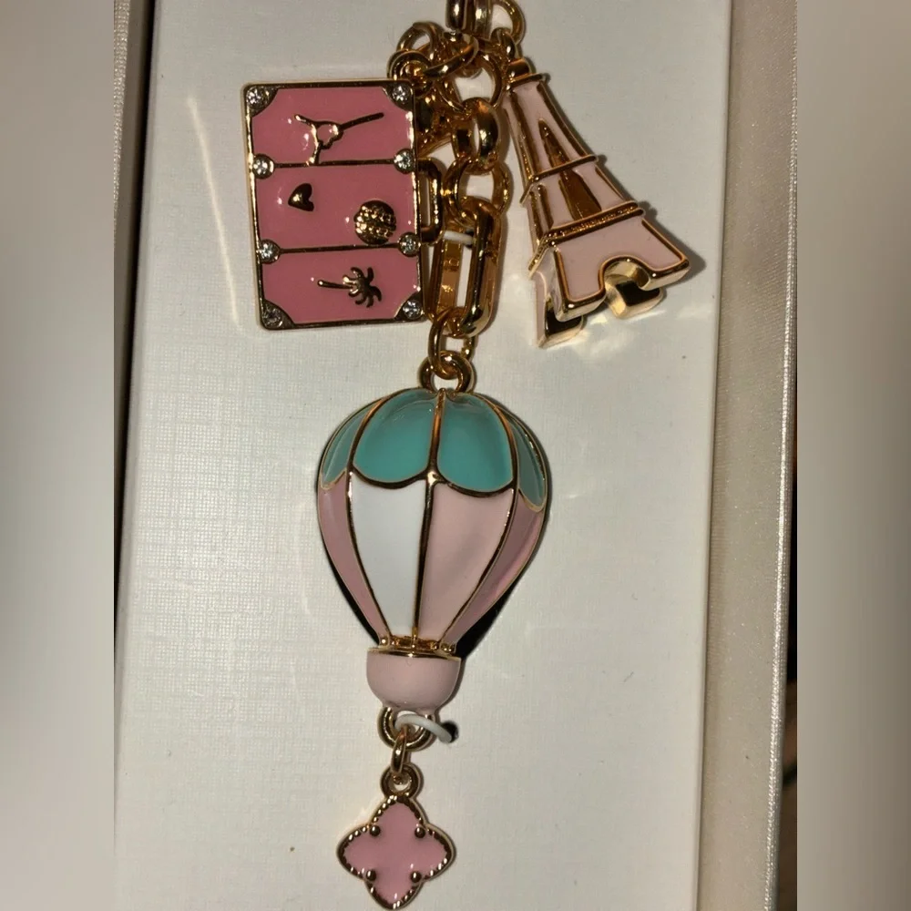 PIPER K Parisian Eiffel Tower Hot Air Balloon Travel Bag Charm Keychain NEW NWT